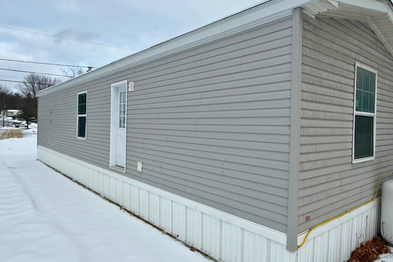 7 Rose Lane Franklin, NH 03235 - Photo 2 of 6