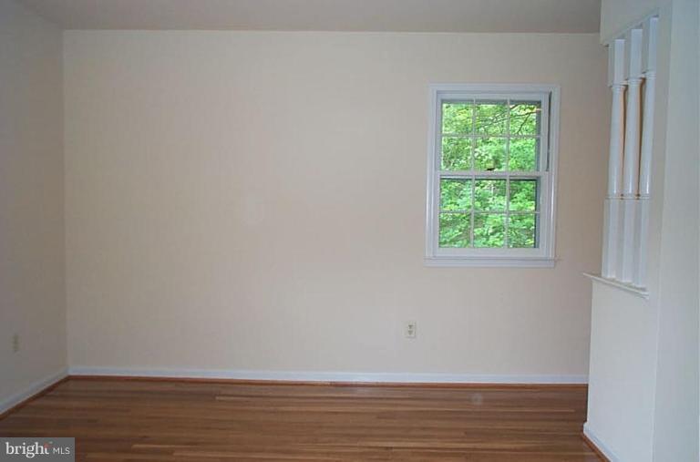 9040 Rouen Lane Potomac, MD 20854 - Photo 12 of 17 Master Br
