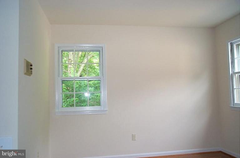 9040 Rouen Lane Potomac, MD 20854 - Photo 14 of 17 Bedroom #3