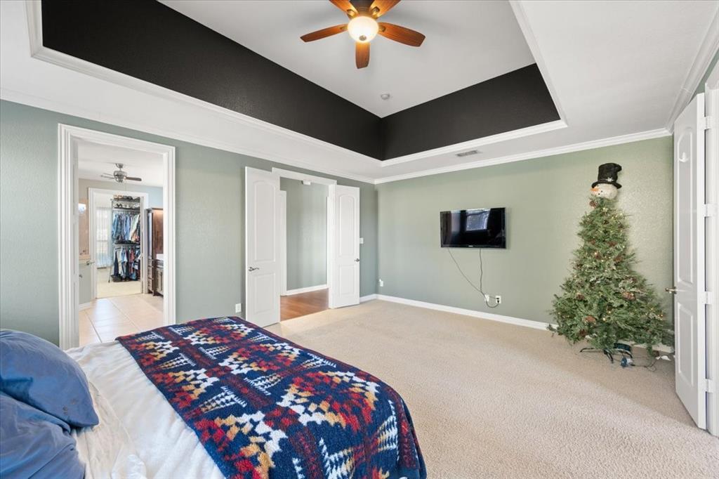7613 Eagle Ridge Circle Fort Worth, TX 76179 - Photo 20 of 40 Primary Bedroom