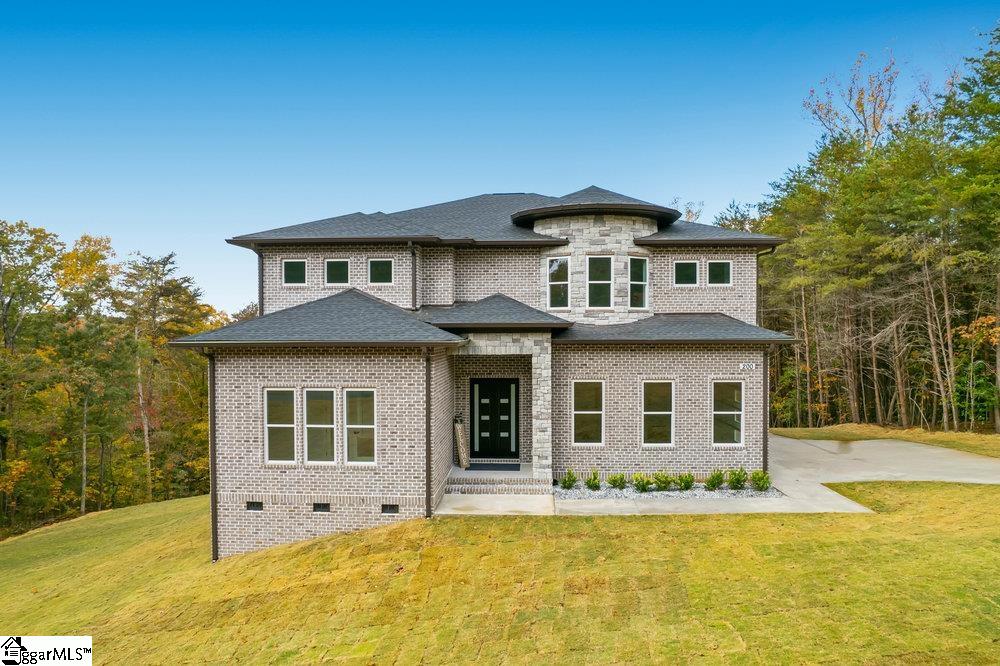 200 Sandy Point Drive Anderson, SC 29625 - Photo 1 of 36 Gallery Image 1