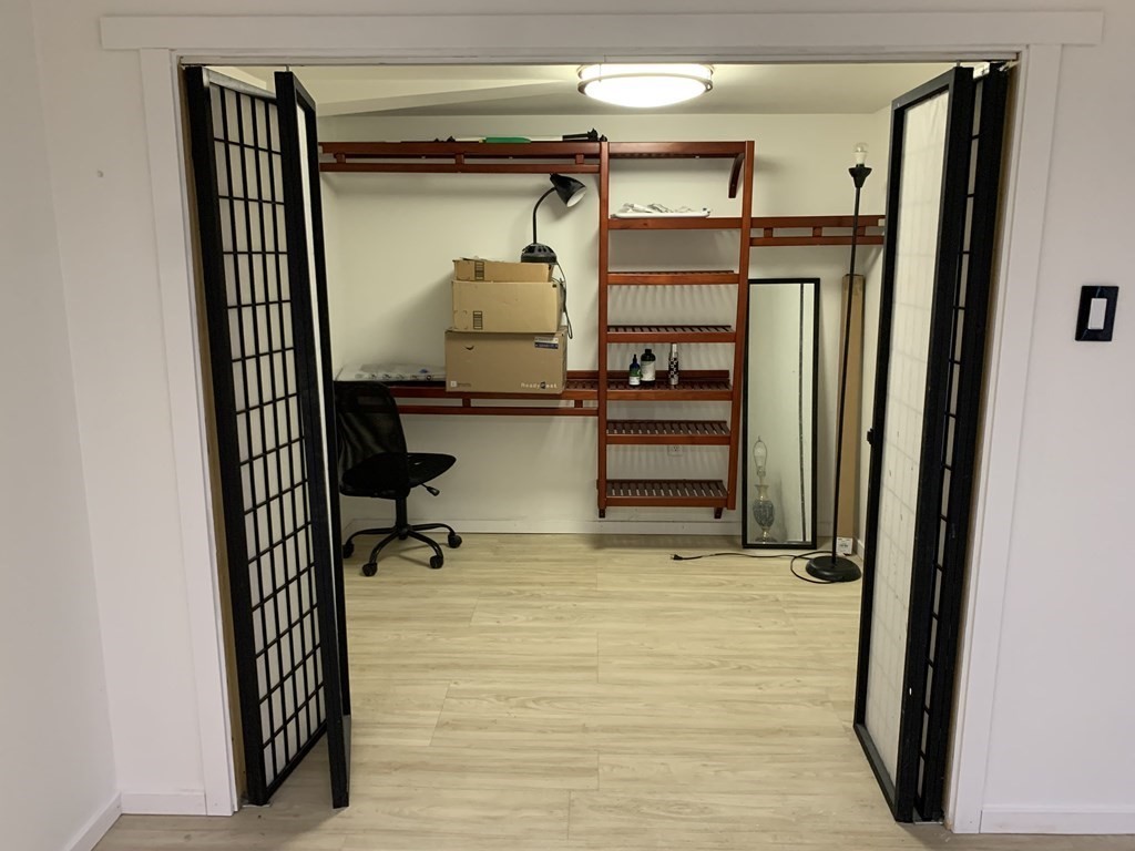 525 East County Road Rutland, MA 01543 - Photo 21 of 29 a view of a room with gym equipment