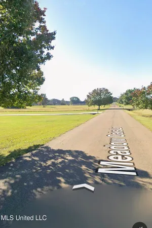 $689,500 | 132 Meadow Oaks Lane, Jackson, MS 39209