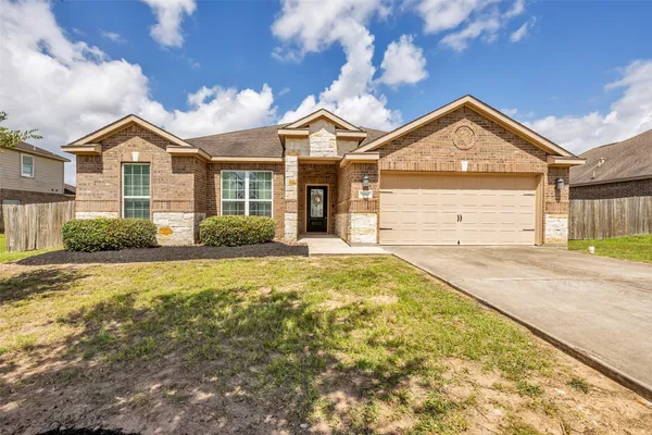 $299,900 | 18886 Atascosa Trail, Magnolia, TX 77355