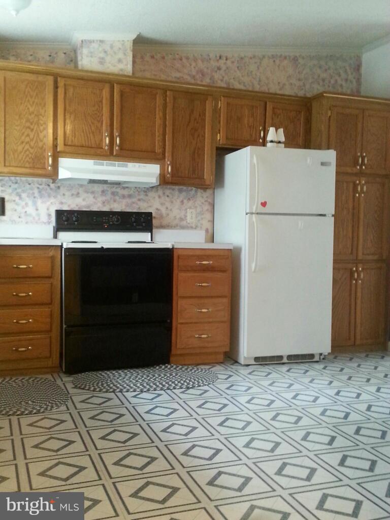 583 Siloam Road Chambersburg, PA 17201 - Photo 2 of 15 Kitchen