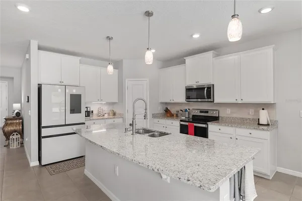 $352,500 | 17352 Northwest 172nd Avenue, Alachua, FL 32615