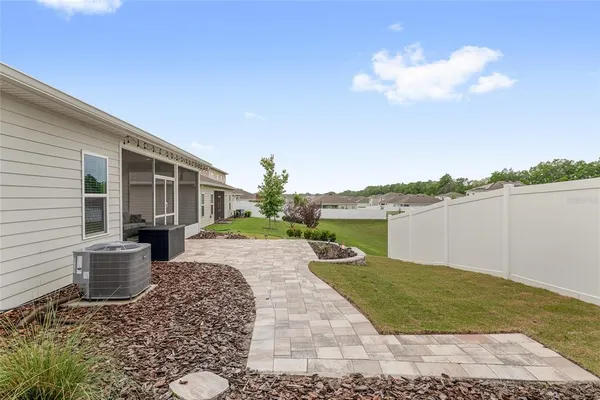 $352,500 | 17352 Northwest 172nd Avenue, Alachua, FL 32615