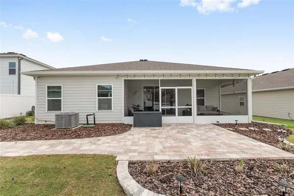 $352,500 | 17352 Northwest 172nd Avenue, Alachua, FL 32615