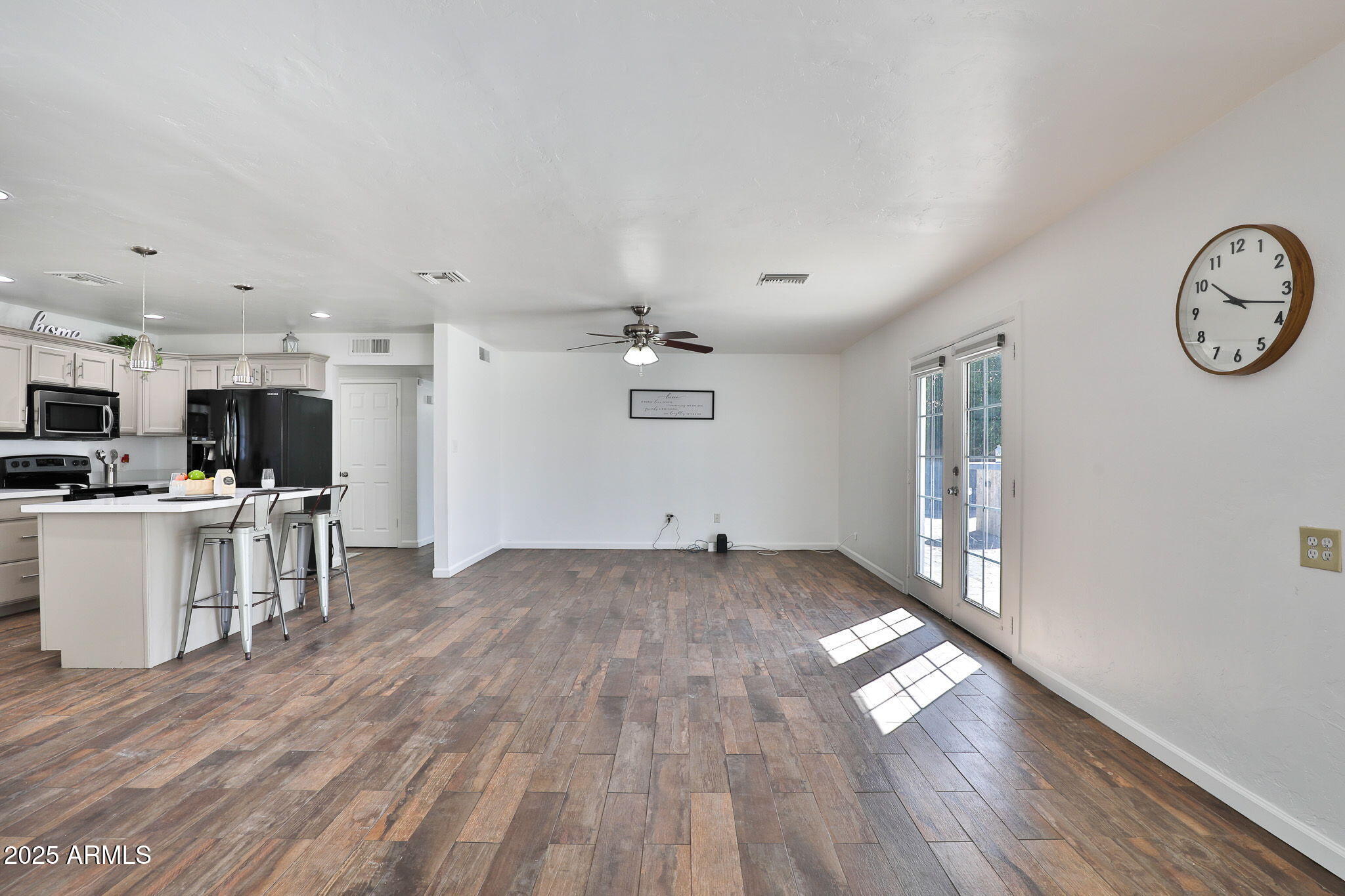 811 West Northern Avenue Phoenix, AZ 85021 - Photo 8 of 62 11-web-or-mls-IMG_0012