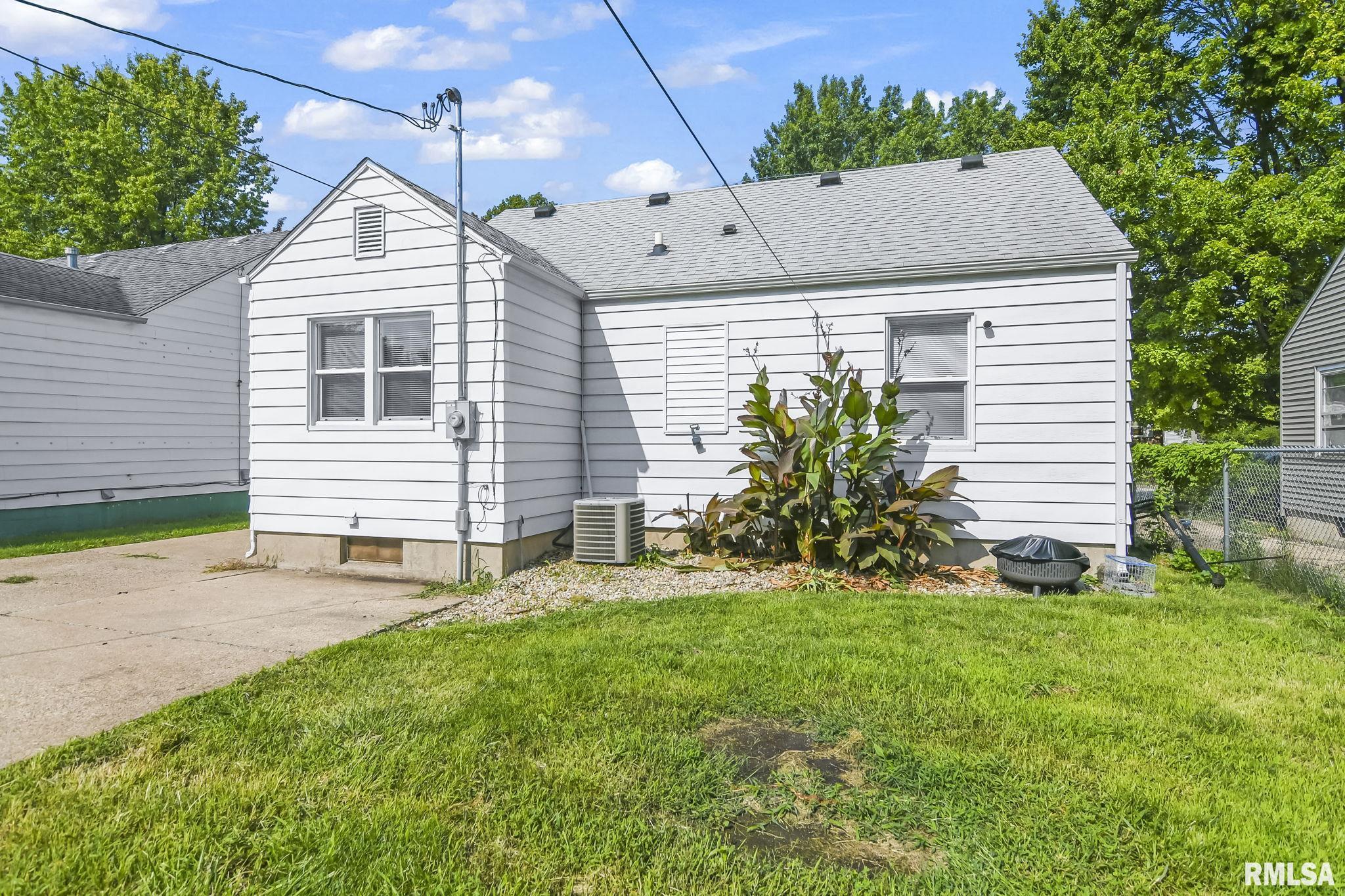 2464 South 11th Street Springfield, IL 62703 - Photo 26 of 28