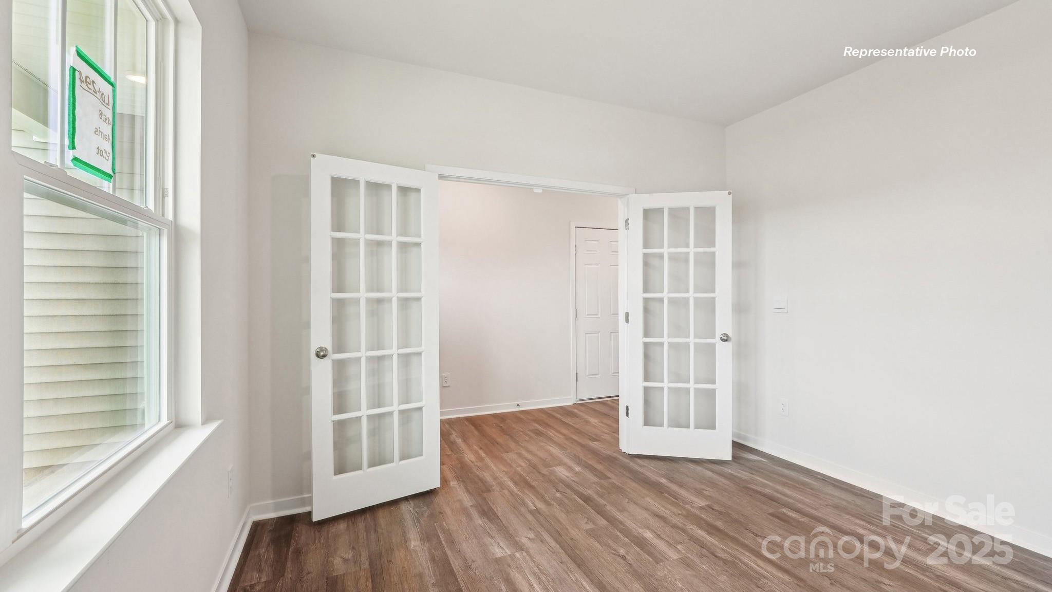 5244 Reedy Rdg Road Charlotte, NC 28215 - Photo 4 of 34 Gallery Image 4