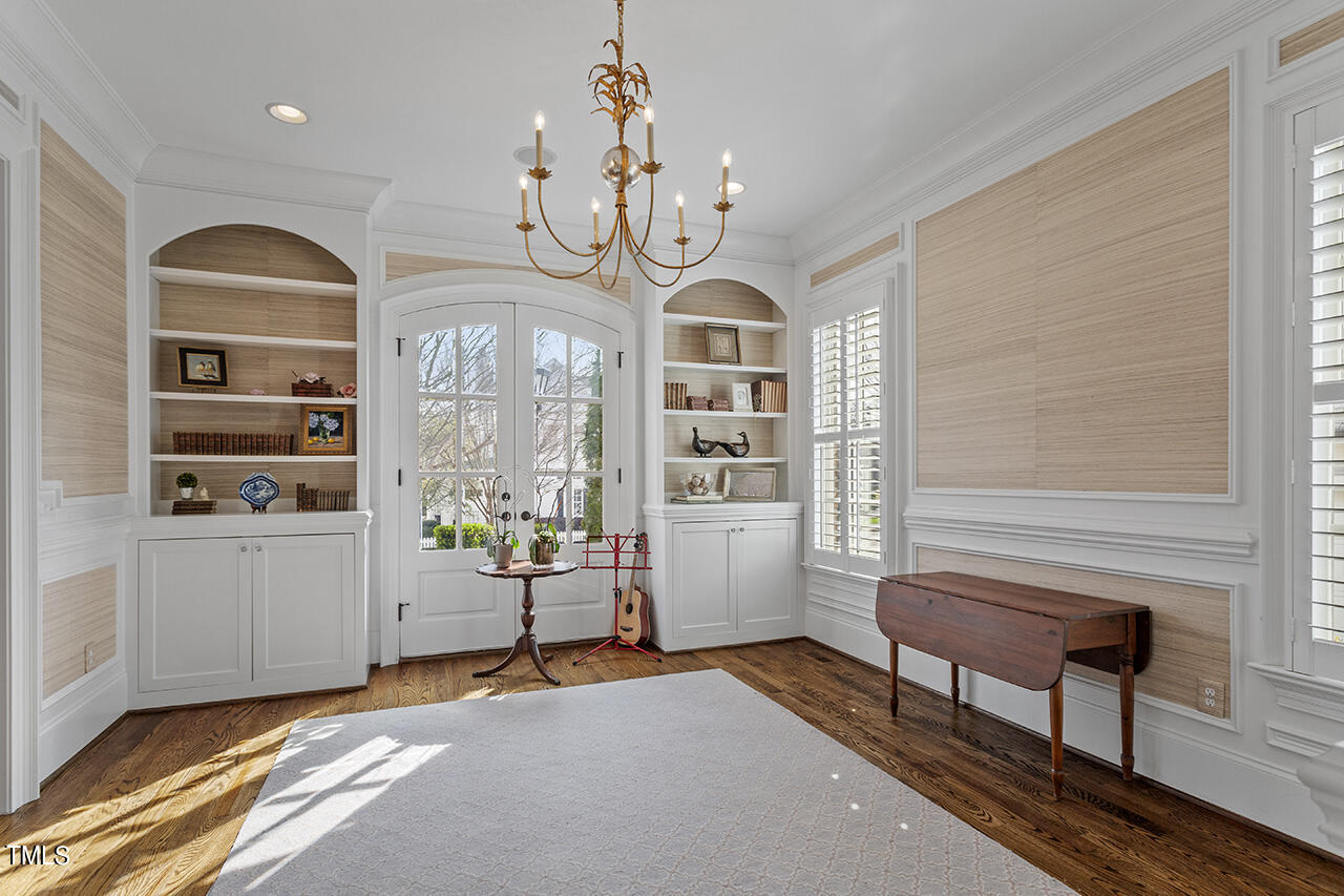 2305 Yancey Street Raleigh, NC 27608 - Photo 9 of 41 2305 Yancey Street_17
