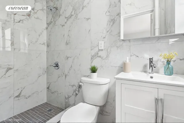 $749,000 | 800 Ocean Parkway, Unit 5N | Midwood