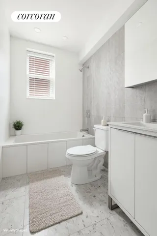 $749,000 | 800 Ocean Parkway, Unit 5N | Midwood