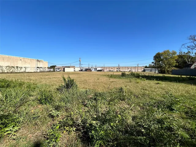 $189,900 | 2115 Solona Street, Haltom City, TX 76117