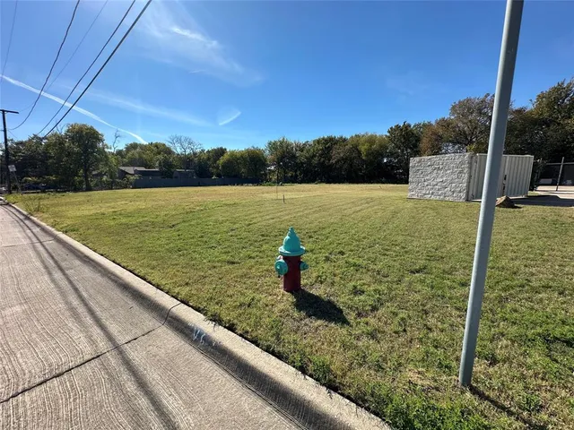 $189,900 | 2115 Solona Street, Haltom City, TX 76117