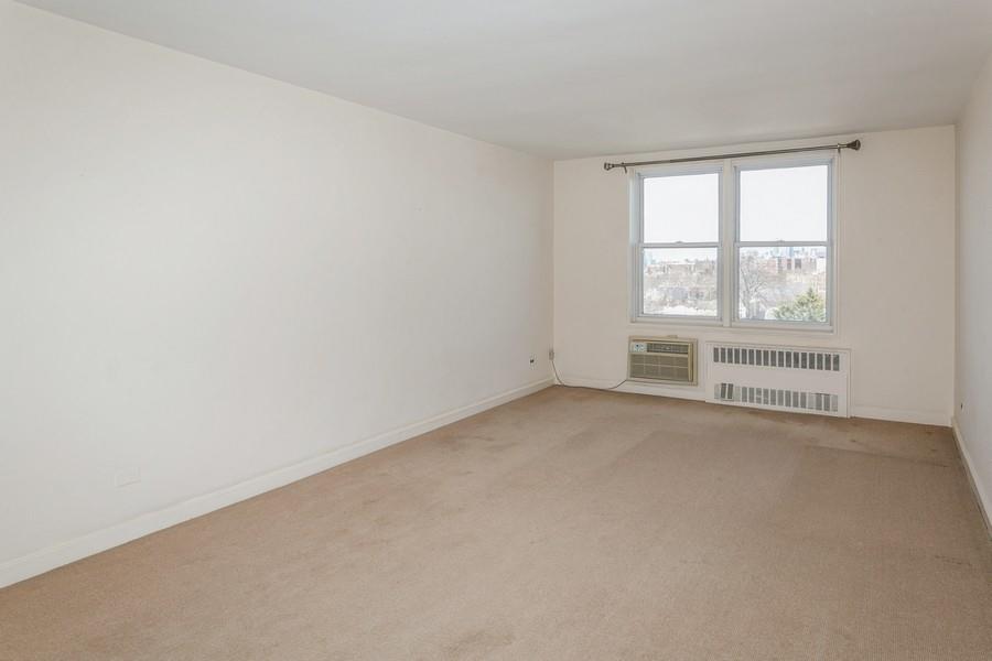 8301 Ridge Boulevard, Unit 6F Brooklyn, NY 11209 - Photo 6 of 24 an empty room with a window