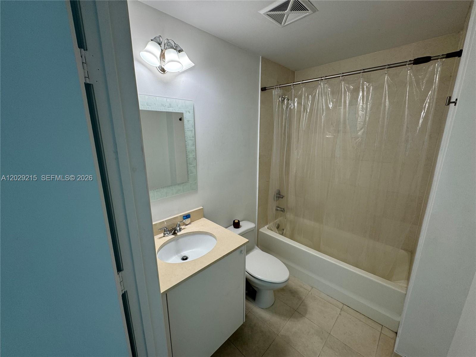 60 Southwest 13th Street, Unit 2807 Miami, FL 33130 - Photo 11 of 24