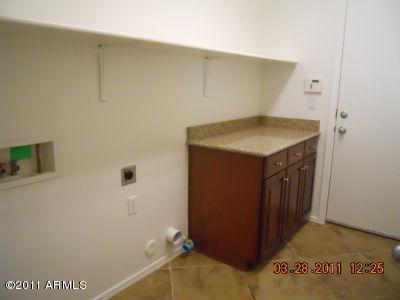 17380 West Red Bird Road Surprise, AZ 85387 - Photo 9 of 24 x