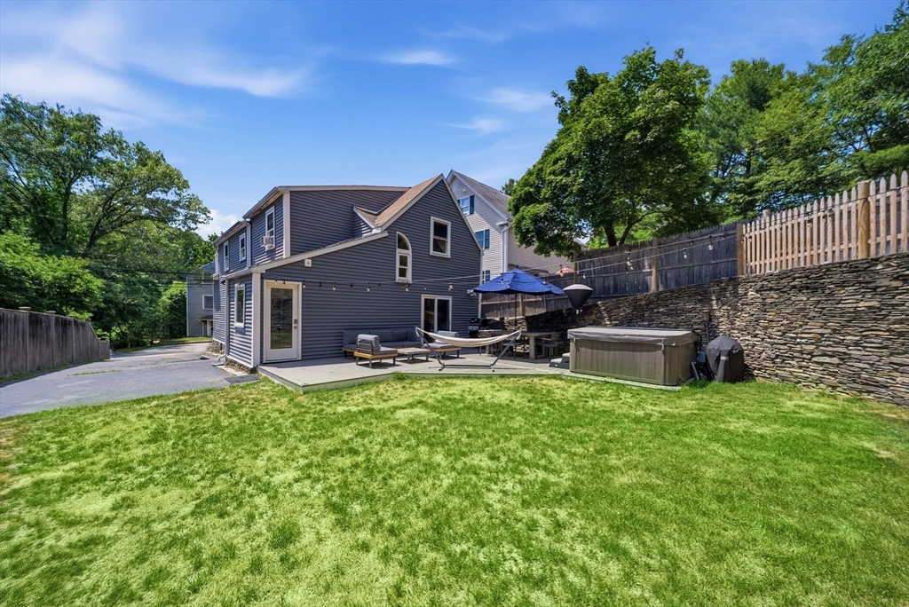 22 Cedar Street Wellesley, MA 02481 - Photo 28 of 37
