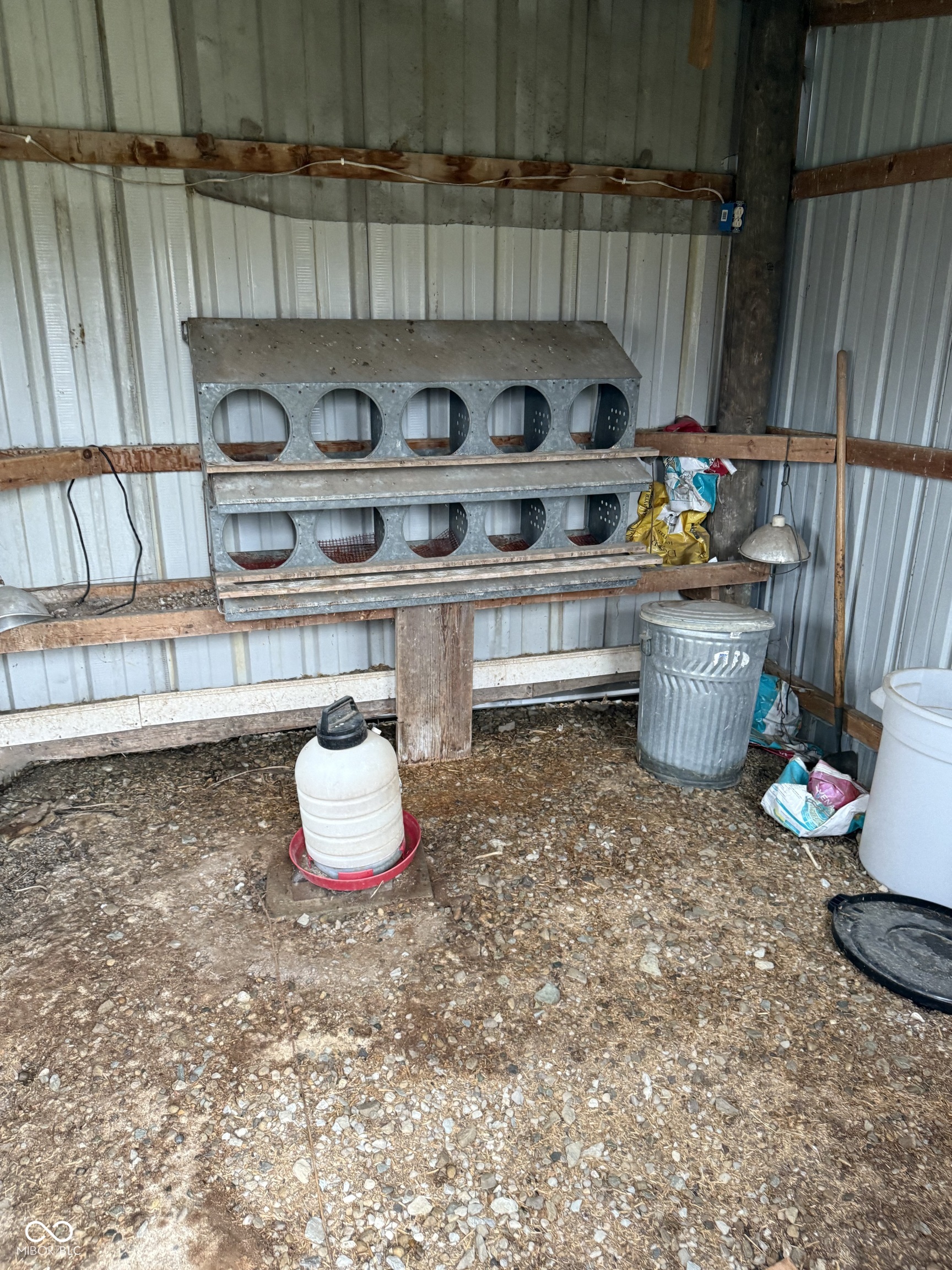 9512 Brookville Road Indianapolis, IN 46239 - Photo 9 of 21