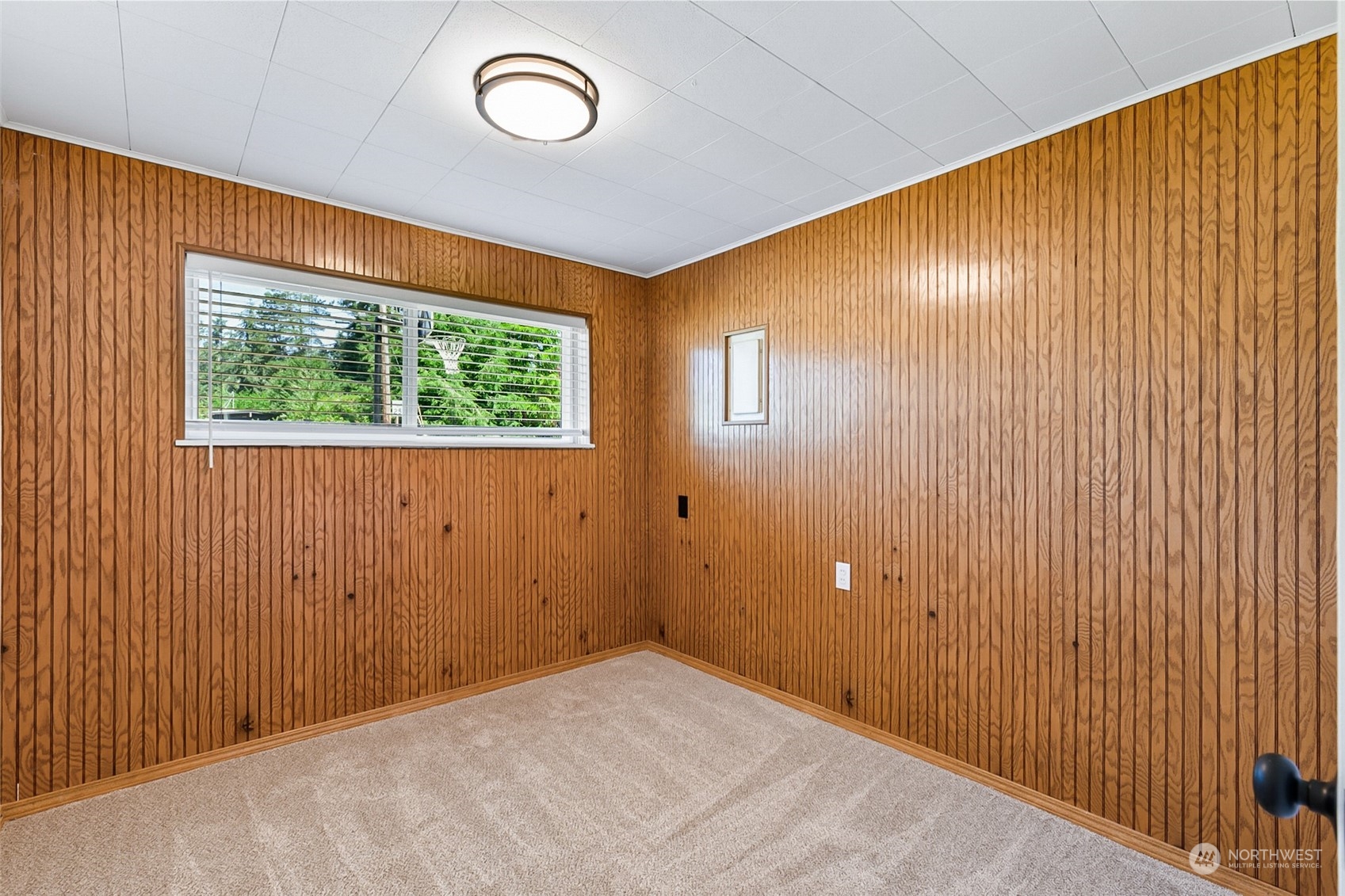 7618 191st Street Southwest Edmonds, WA 98026 - Photo 32 of 40 Gallery Image 32