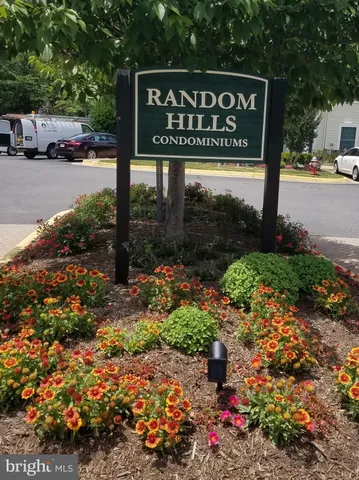 $2,300 | 4142 Fountainside Lane, Unit 104, Fairfax, VA 22030