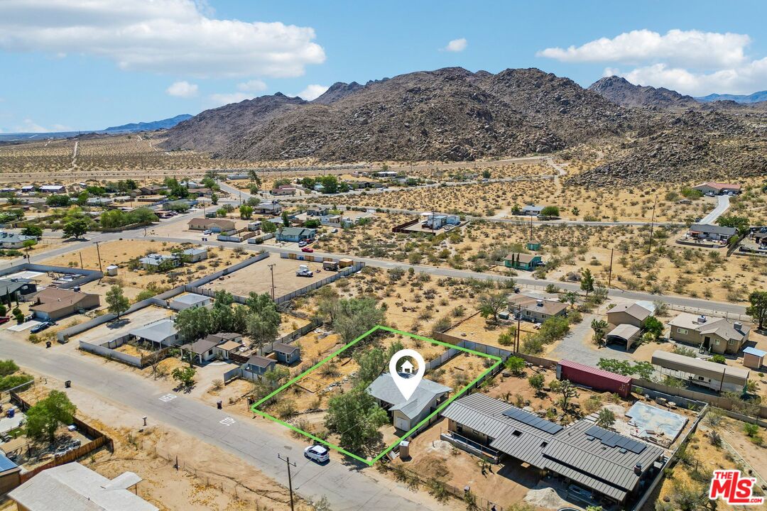 61855 Valley View Circle Joshua Tree, CA 92252 - Photo 45 of 59 an aerial view of residential houses with outdoor space