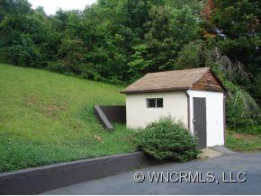 38 Camelfield Road Weaverville, NC 28787 - Photo 10 of 11 Gallery Image 10
