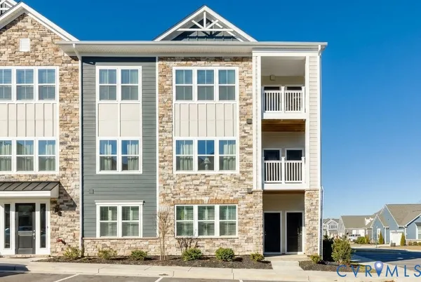 $284,950 | 6645 Citory Way, Unit 106, Moseley, VA 23120