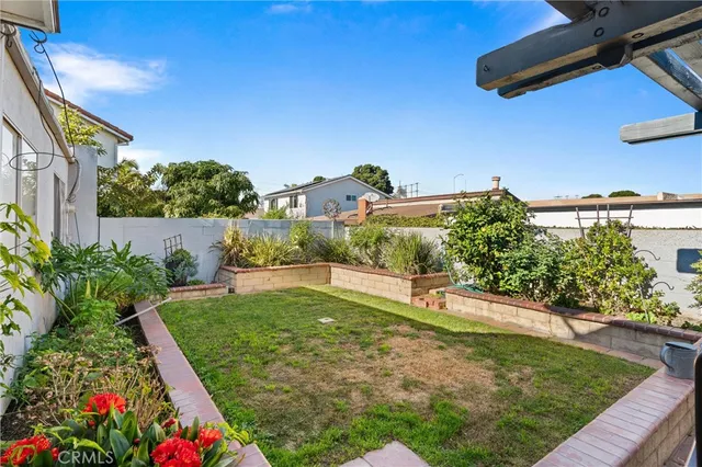 $1,499,000 | 1788 Hawaii Circle, Costa Mesa, CA 92626