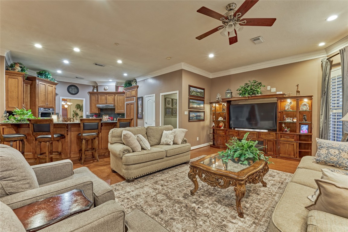 27 Bent Tree Lane Montgomery, TX 77356 - Photo 22 of 50 Living area open to the kitchen, creates a seamless space for entertaining and everyday living.
