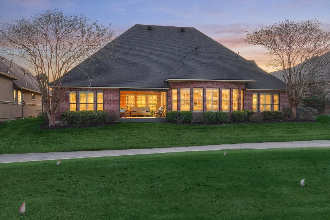 27 Bent Tree Lane Montgomery, TX 77356 - Photo 3 of 50 A view of the back elevation from the golf course.