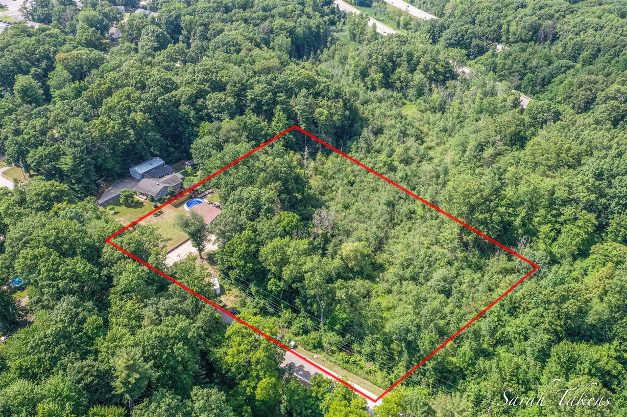 3860 East Pontaluna Road Fruitport, MI 49415 - Photo 48 of 53