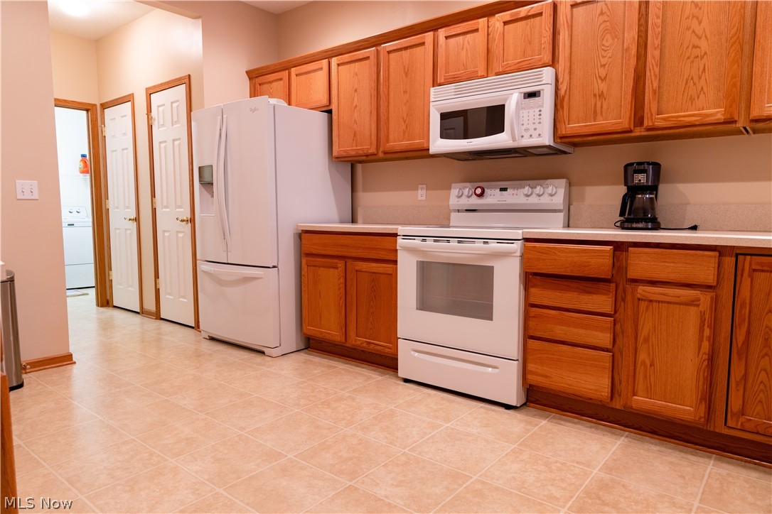 9151 Springfield Road, Unit 501 Youngstown, OH 44514 - Photo 7 of 28 Gallery Image 7