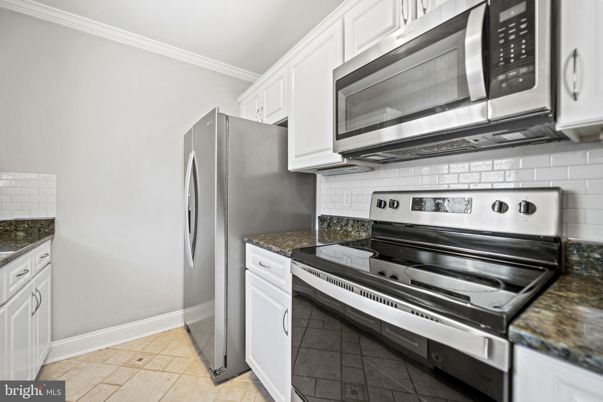 2362 Hunters Square Court Reston, VA 20191 - Photo 12 of 42