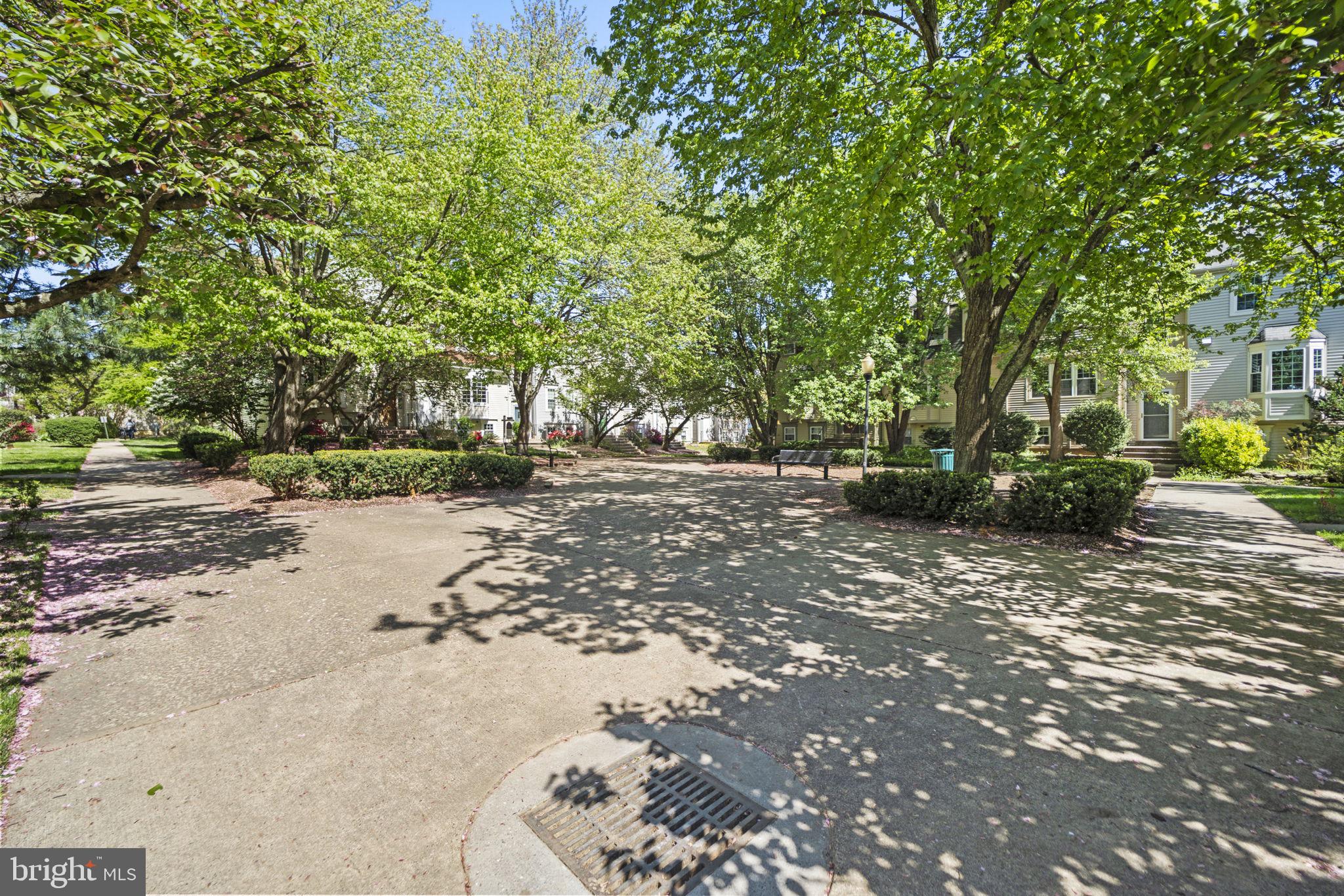 2362 Hunters Square Court Reston, VA 20191 - Photo 37 of 42