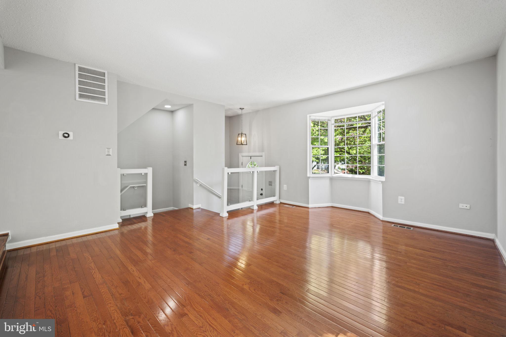 2362 Hunters Square Court Reston, VA 20191 - Photo 4 of 42