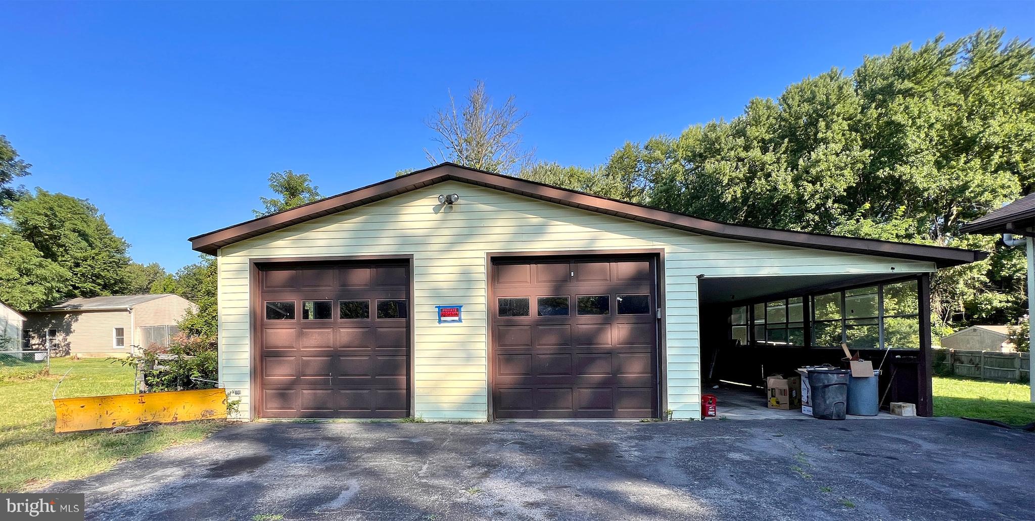 2419 Poplar Road Essex, MD 21221 - Photo 3 of 19