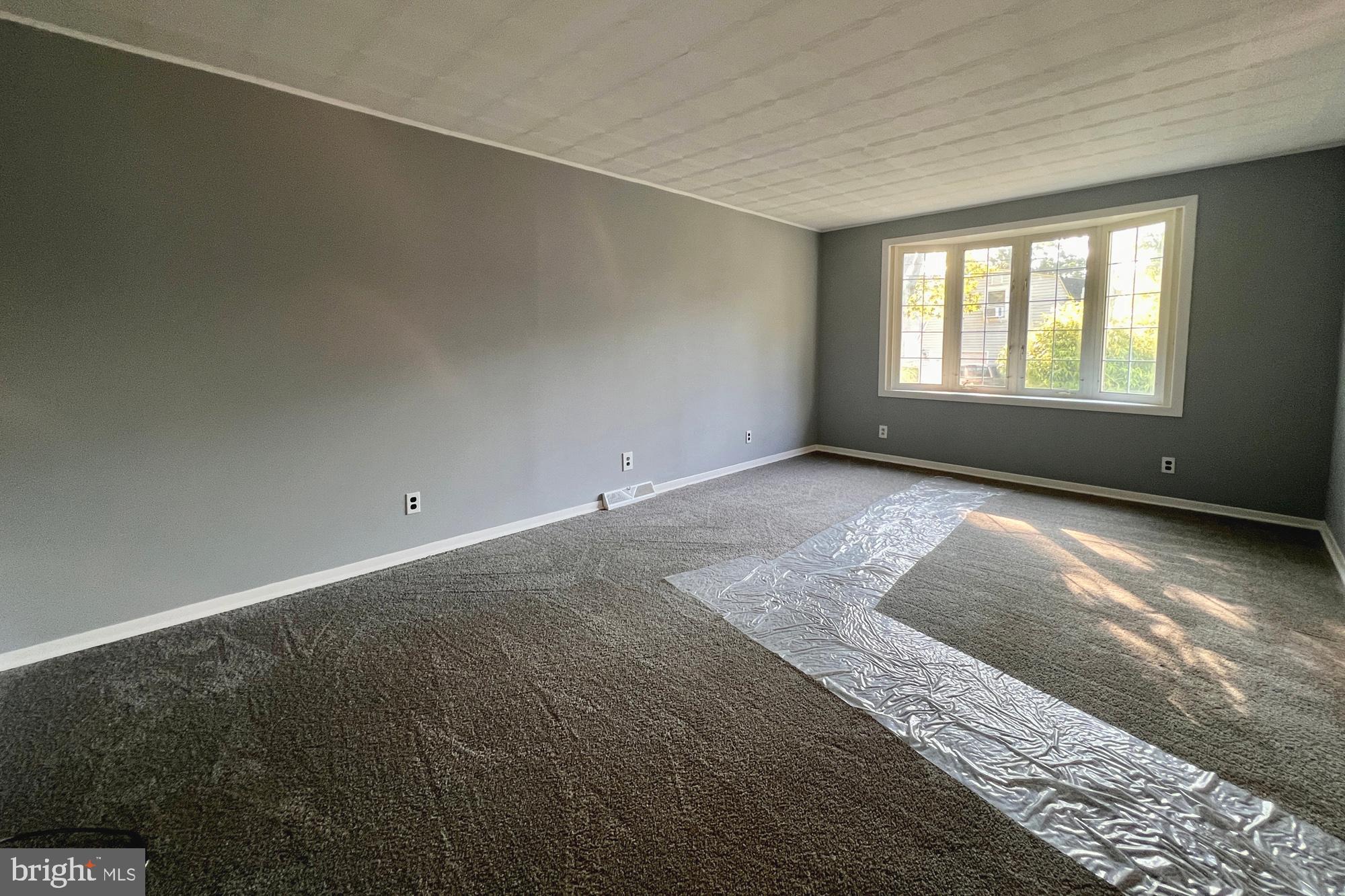 2419 Poplar Road Essex, MD 21221 - Photo 7 of 19