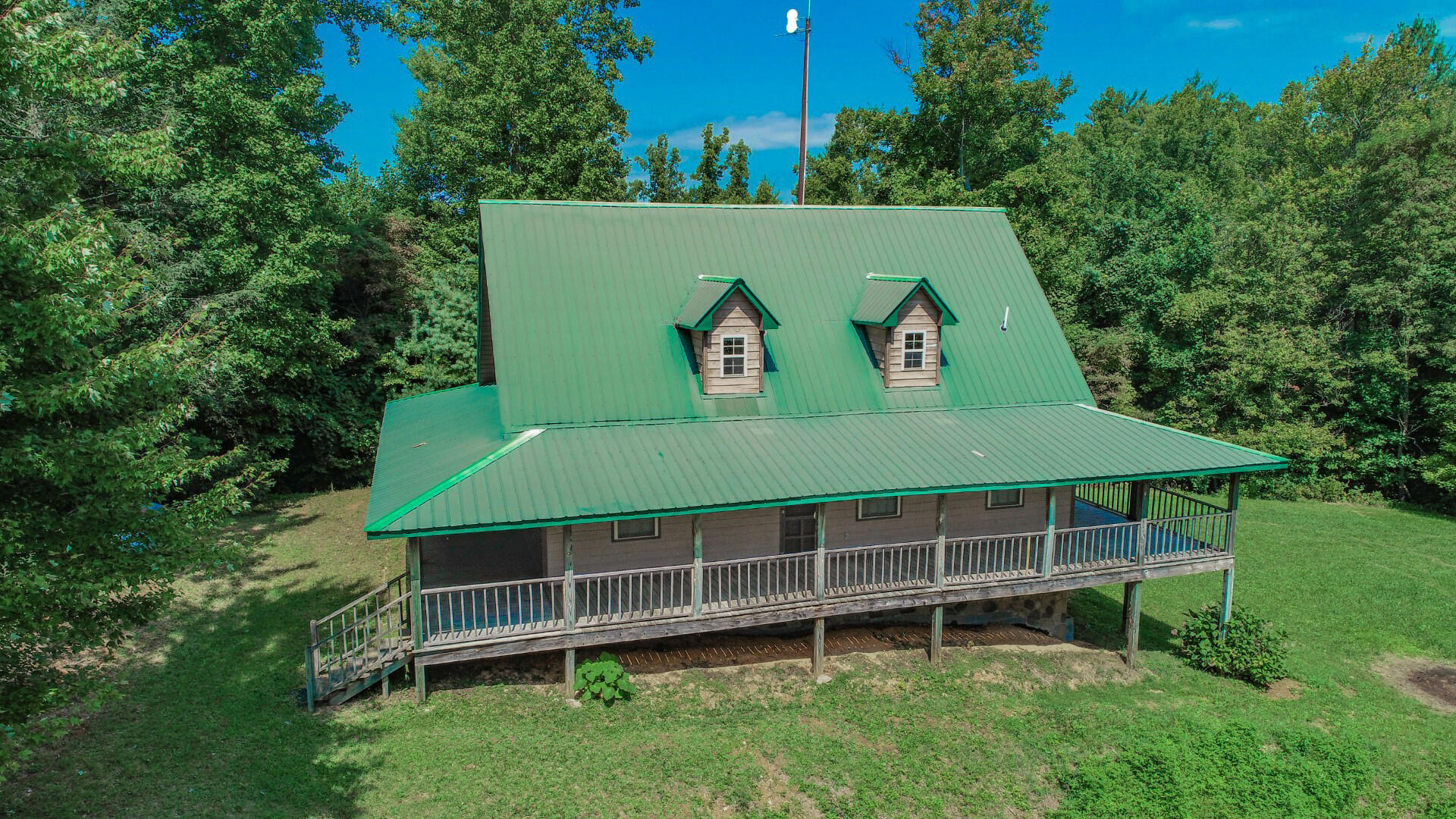 994 Ridge Hollow Road Del Rio, TN 37727 - Photo 3 of 33 3ps