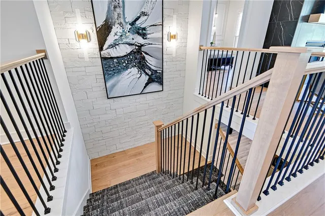 $844,900 | 25126 West 98th Place, Lenexa, KS 66227