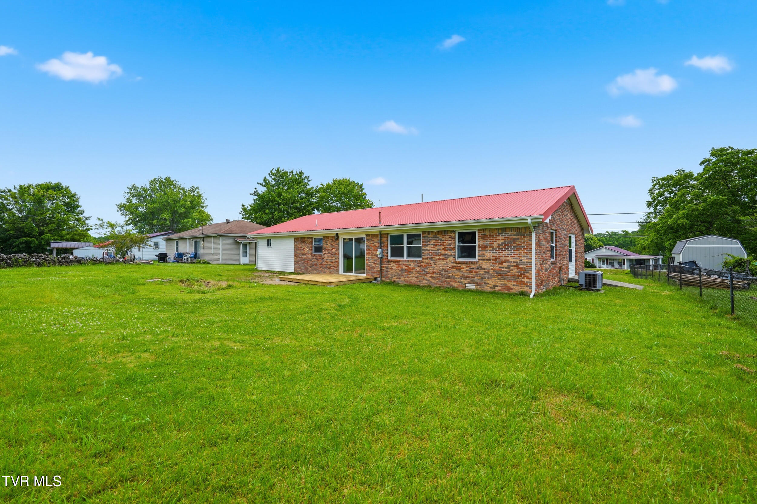 2911 Dungannon Road Coeburn, VA 24230 - Photo 35 of 35 35_2911 dungannon rd-28