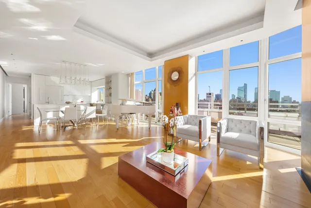 $4,990,000 | 555 West 59th Street, Unit PHB | Upper West Side