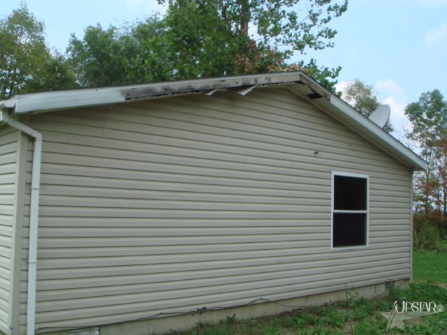 9317 Marion Road Warren, IN 46792 - Photo 5 of 26 Gallery Image 5