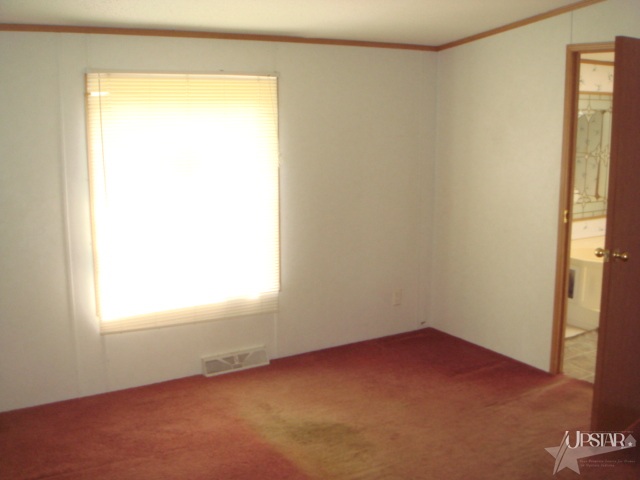 9317 Marion Road Warren, IN 46792 - Photo 10 of 26 Gallery Image 10