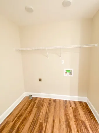 $1,100 | 102 Meadow Lane, Unit C, Oak Grove, KY 42262