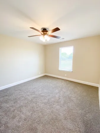 $1,100 | 102 Meadow Lane, Unit C, Oak Grove, KY 42262