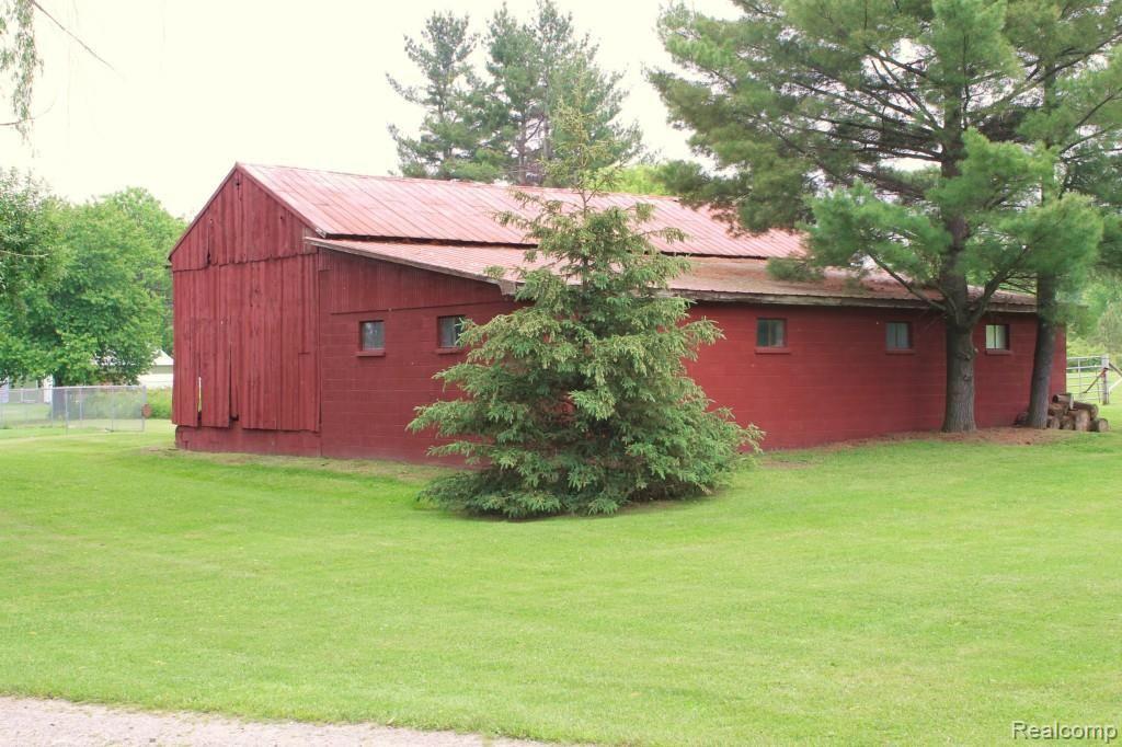 6544 General Squier Road Almont, MI 48003 - Photo 42 of 53 Horse barn and storage.