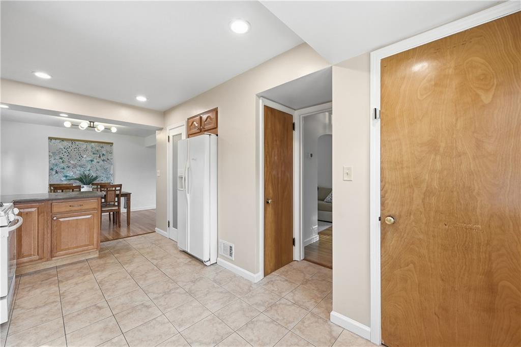 835 Wible Run Road Pittsburgh, PA 15209 - Photo 19 of 50